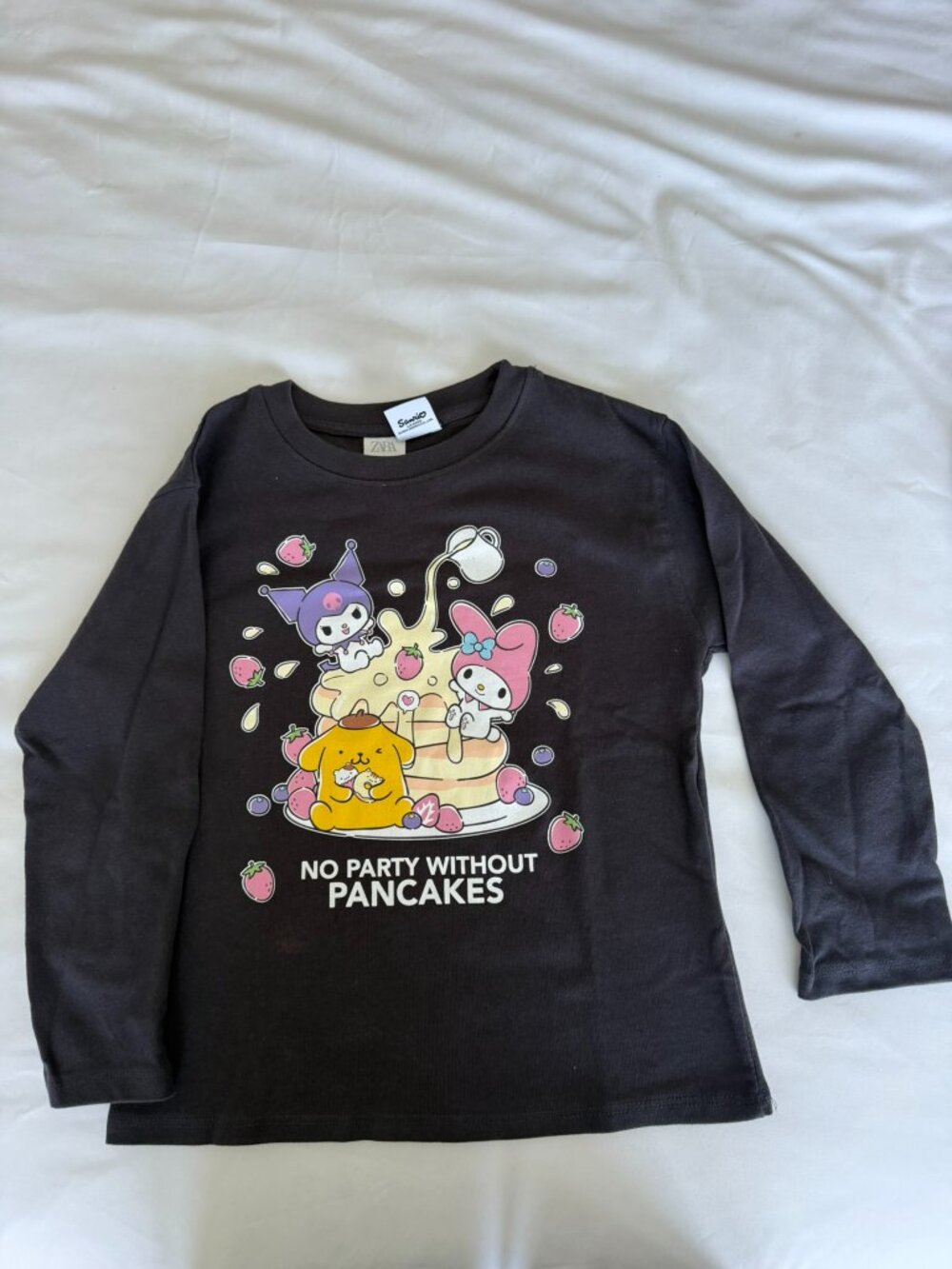 Zara Kids x Sanrio Characters Long Sleeve T-Shirt Charcoal Kuromi Size 8-9Y